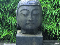 Real Simple Secrets for Selecting Outdoor Statuary 