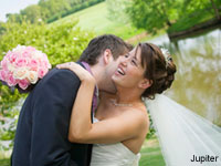 The Perfect Companion for Queasy Stomachs This Wedding Season